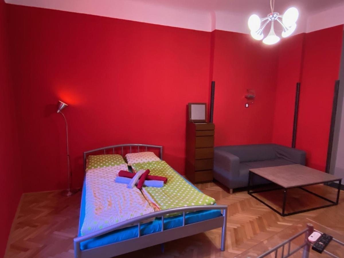 פראג Apartment B42 Bed And Cafe מראה חיצוני תמונה